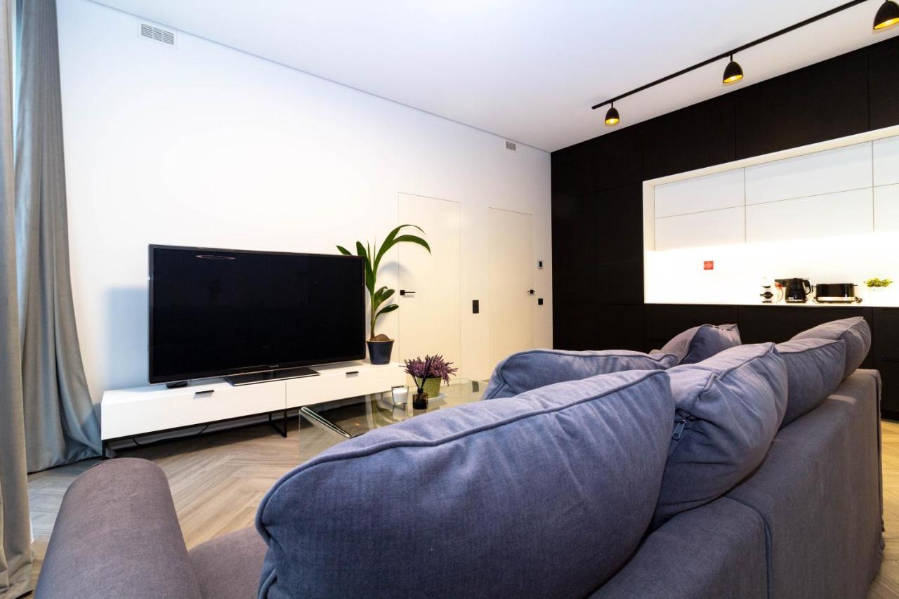 Cohost I Oldtown 60M2 Apt W-Garage Parking, Balcony & Self Check-In VNO Exterior foto