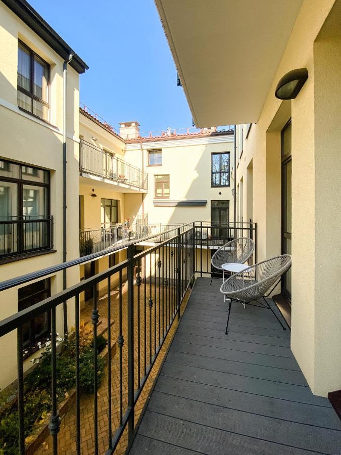 Cohost I Oldtown 60M2 Apt W-Garage Parking, Balcony & Self Check-In VNO Exterior foto